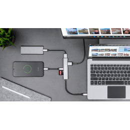 Adapter (HUB) USB typu C na HDMI/USB3.0/SD/MicroSD/C port